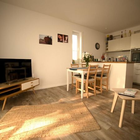 Schoene Ferienwohnung Breege Exterior photo